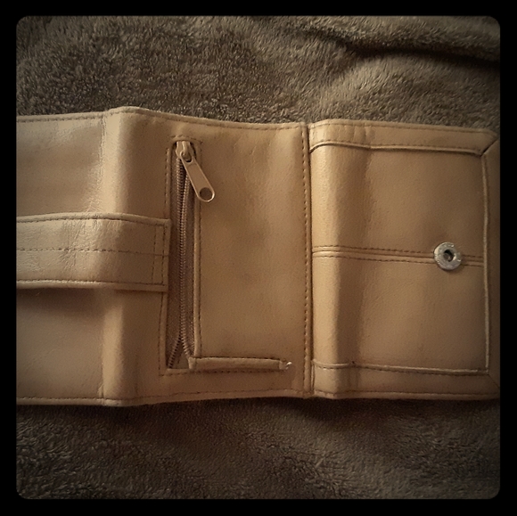 Wallet - Picture 1 of 3